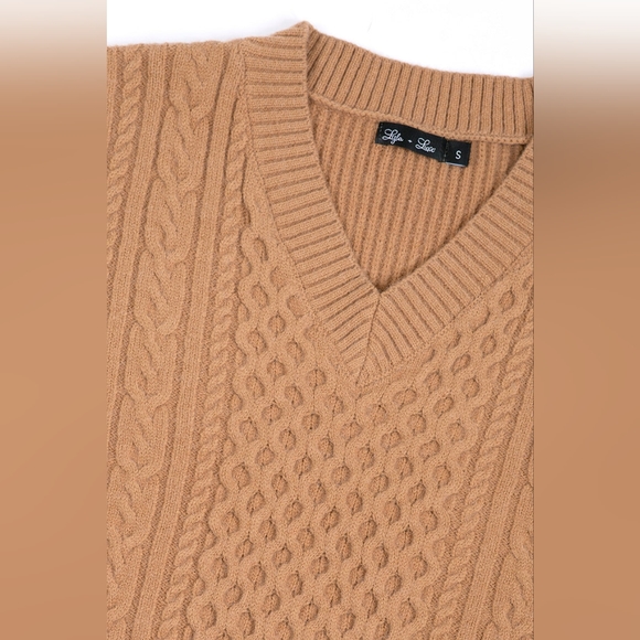 Lyla+Luxe Marci V-neck sweater - Picture 3 of 4